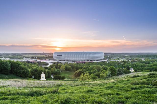 国王险胜公牛豪取7连胜 步行者终结骑士12连胜